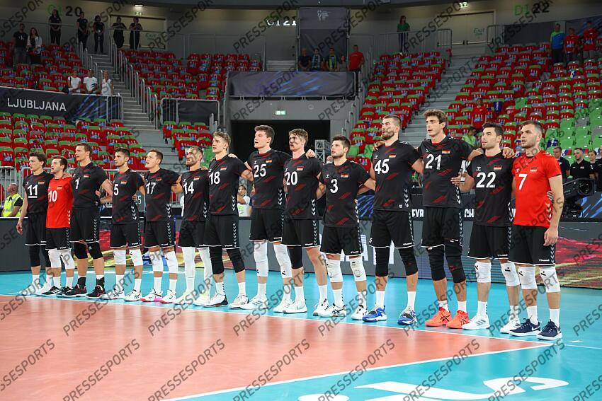 kampa (lukas) zenger (julian) fromm (christian) reichert (moritz) zimmerrmann (jan) karlitzek (moritz) krage (florian) maase (lukas) weber (linus) schott (ruben) gunthor (jakob) krick (tobias) brand (tobias) sossenheimer (david) ALLEMAGNE-CAMEROUN (3-0) 