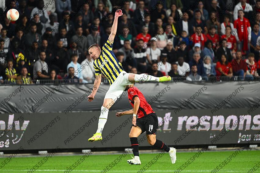 szalai (attila) RENNES-FENERBAHCE (2-2) gouiri (amine) 