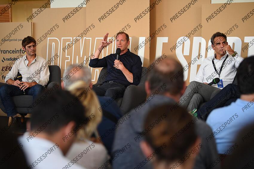 le bourbouac'h (yann) prudhomme (christian) abiteboul (cyril) DEMAIN LE SPORT debat Economie Foyer F "Plateformes, reseaux sociaux: une nouvelle facon de raconter et de consommer le sport" 