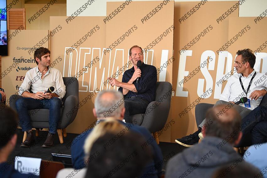 le bourbouac'h (yann) prudhomme (christian) abiteboul (cyril) DEMAIN LE SPORT debat Economie Foyer F "Plateformes, reseaux sociaux: une nouvelle facon de raconter et de consommer le sport" 