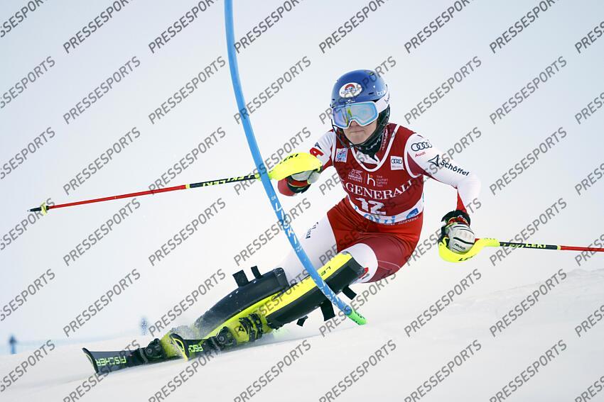 LEVI, FINLAND - NOVEMBER 20: Katharina Truppe of team Austria in action during the Audi FIS Alpine Ski World Cup Women's Slalom on November 20, 2022 in Levi, Finland. (Photo by Christophe Pallot/Agence Zoom) SLALOM LEVI 2 