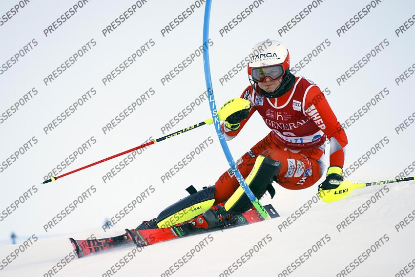 LEVI, FINLAND - NOVEMBER 20: Zrinka Ljutic of Team Croatia in action during the Audi FIS Alpine Ski World Cup Women's Slalom on November 20, 2022 in Levi, Finland. (Photo by Christophe Pallot/Agence Zoom) SLALOM LEVI 2 