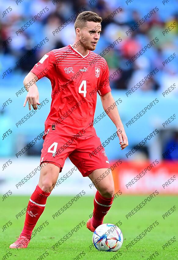 Nico Elvedi (Schweiz) Al Wakrah, 24.11.2022, FIFA Fussball WM 2022 in Katar, Gruppenphase, Schweiz - Kamerun SUISSE-CAMEROUN (1-0) 