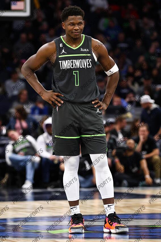 Dec 3, 2022; Minneapolis, Minnesota, USA; Minnesota Timberwolves guard Anthony Edwards (1) looks on during the fourth quarter against the Oklahoma City Thunder at Target Center. Mandatory Credit: Matt Krohn-USA TODAY Sports 03 DECEMBRE 
