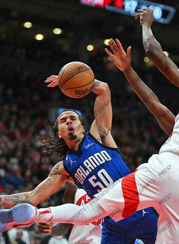 Dec 3, 2022; Toronto, Ontario, CAN; Orlando Magic guard Cole anthony (50) reacts after having a shot blocked against the Toronto Raptors in the first half at Scotiabank Arena. Mandatory Credit: Dan Hamilton-USA TODAY Sports 03 DECEMBRE 