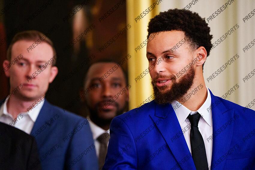 Jan 17, 2023; Washington, DC, USA; Steph Curry as President Joe Biden welcomes the Golden State Warriors to the East Room of the White House to celebrate their 2022 NBA championship at The White House. Mandatory Credit: Josh Morgan-USA TODAY GOLDEN STATE WARRIORS A LA MAISON BLANCHE 