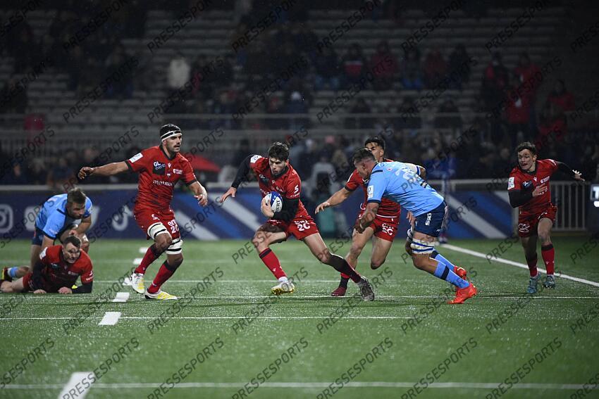 cretin (dylan) dumortier (ethan) louw (elrigh) LYON OU-BLUE BULLS (31-7) 