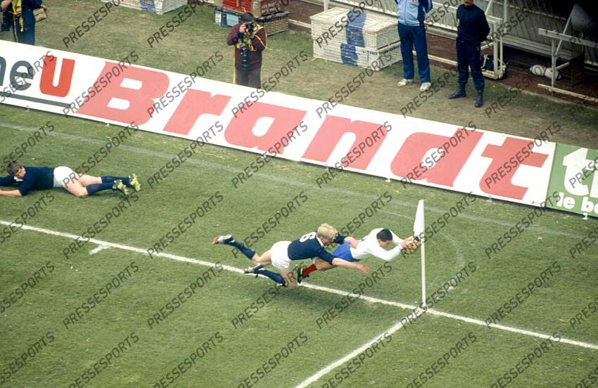 bonneval (eric) jeffrey (john) FRANCE-ECOSSE (28-22) mag (319) parution livre rugby 2005 p 152 L'(25/05/2019) 