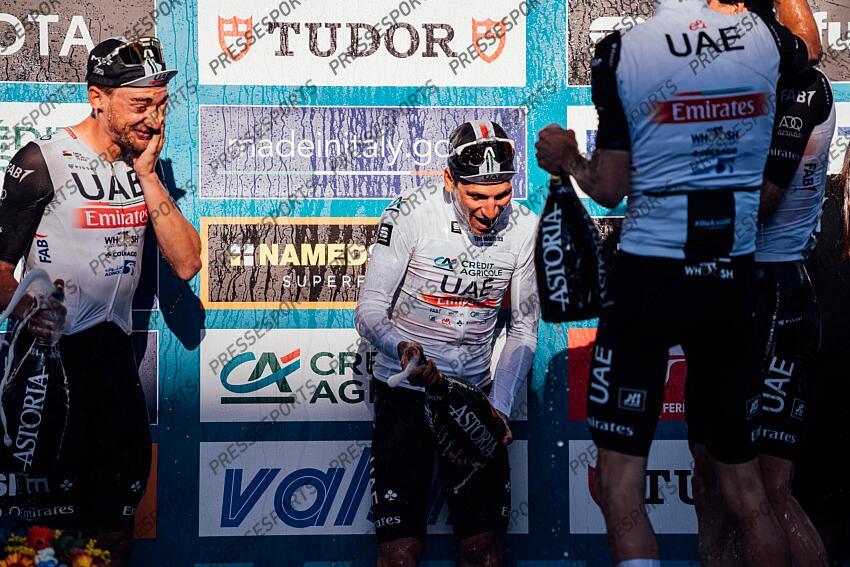 Picture by Zac Williams/SWpix.com- 12/03/2023 - Cycling - 2023 Tirreno Adriatico Stage 7 - San Benedetto Del Tronto, Italy - UAE Team Emirates win the best team classification. ETAPE 07 SAN BENEDETTO DEL TRONTO/SAN BENEDETTO DEL TRONTO 