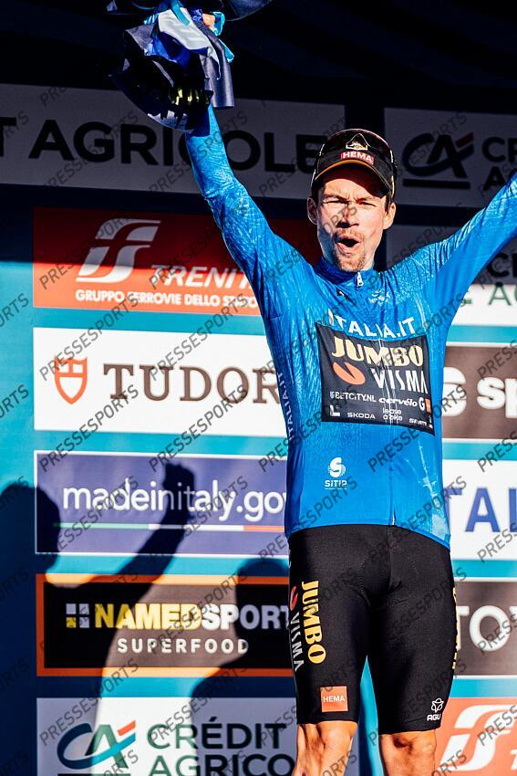 Picture by Zac Williams/SWpix.com- 12/03/2023 - Cycling - 2023 Tirreno Adriatico Stage 7 - San Benedetto Del Tronto, Italy - Primoz Roglic, Jumbo Visma, wins the 2023 Tirreno Adriatico. ETAPE 07 SAN BENEDETTO DEL TRONTO/SAN BENEDETTO DEL TRONTO 
