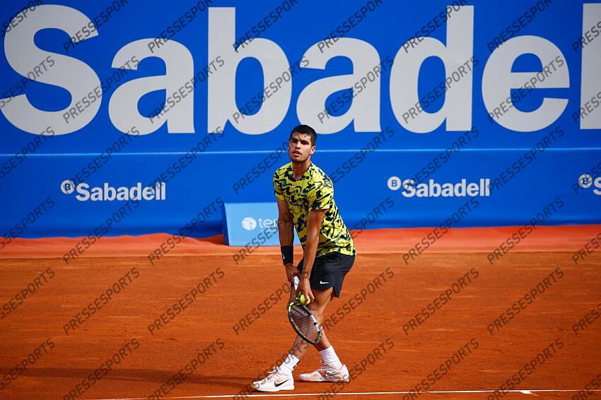 Carlos Alcaraz (ESP), APRIL18, 2023 - Tennis : Carlos Alcaraz during singles 2nd round match against Nuno Borges on the Barcelona Open Banc Sabadell tennis tournament at the Real Club de Tenis de Barcelona in Barcelona, Spain. (Photo by Mutsu Kawamori/AFLO) Tennis : Barcelona Open Banc Sabadell 2023 