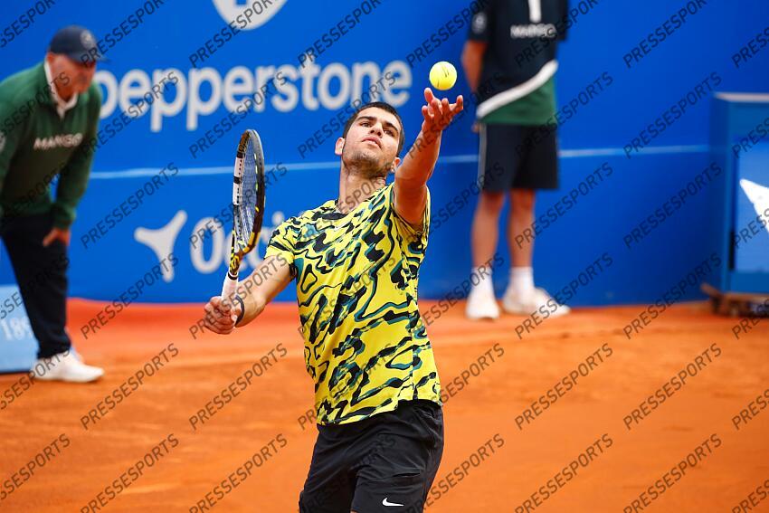 Carlos Alcaraz (ESP), APRIL18, 2023 - Tennis : Carlos Alcaraz during singles 2nd round match against Nuno Borges on the Barcelona Open Banc Sabadell tennis tournament at the Real Club de Tenis de Barcelona in Barcelona, Spain. (Photo by Mutsu Kawamori/AFLO) Tennis : Barcelona Open Banc Sabadell 2023 