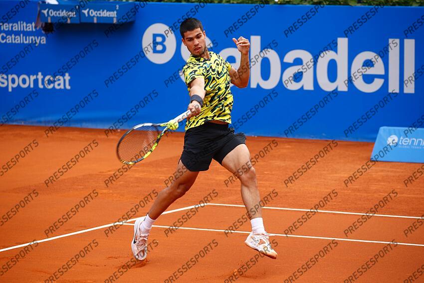 Carlos Alcaraz (ESP), APRIL18, 2023 - Tennis : Carlos Alcaraz during singles 2nd round match against Nuno Borges on the Barcelona Open Banc Sabadell tennis tournament at the Real Club de Tenis de Barcelona in Barcelona, Spain. (Photo by Mutsu Kawamori/AFLO) Tennis : Barcelona Open Banc Sabadell 2023 