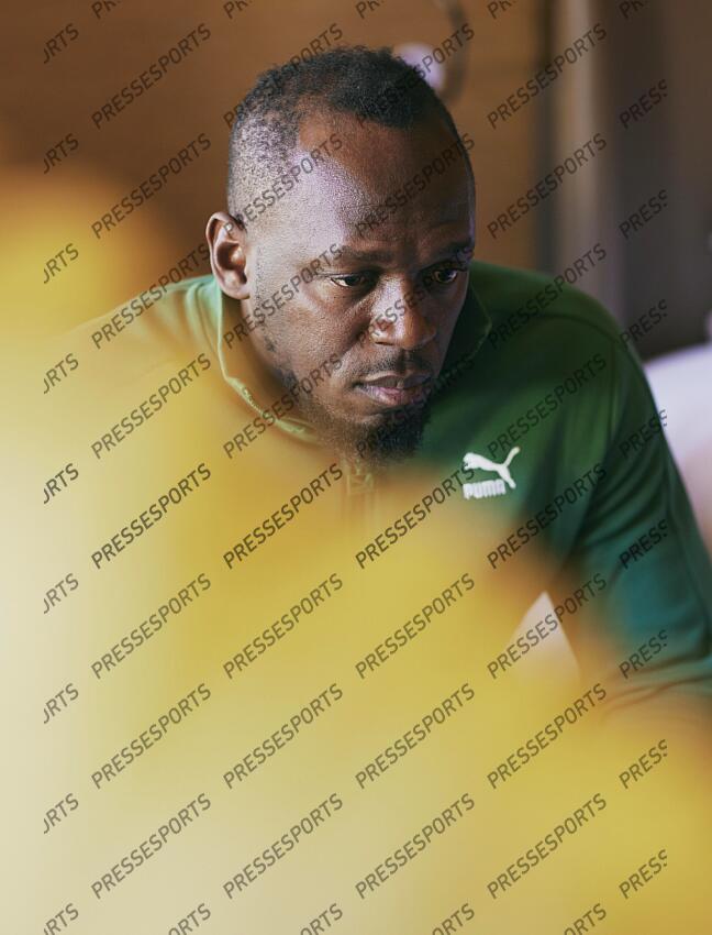 bolt (usain) MAGAZINE BOLT - Attention image soumise a conditions particulieres, nous contacter avant toute utilisation - 