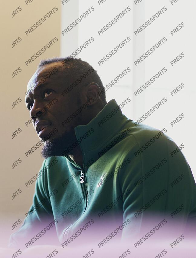 bolt (usain) MAGAZINE BOLT - Attention image soumise a conditions particulieres, nous contacter avant toute utilisation - 