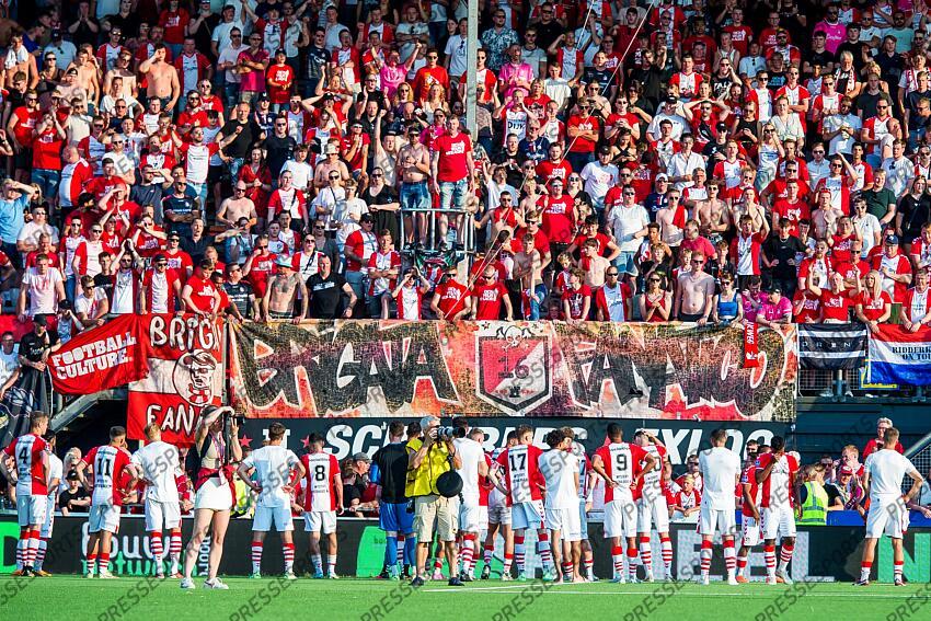 EMMEN - (lr) during the play-off promotion/relegation game between FC Emmen and Almere City FC at De Oude Meerdijk on June 11, 2023 in Emmen, Netherlands. ANP COR LASKER FC EMMEN-ALMERE CITY FC (1-2) 