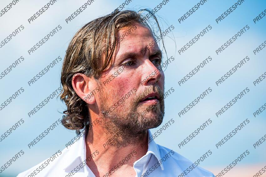 EMMEN - Almere City FC coach Alex Pastoor during the play-off promotion/relegation match between FC Emmen and Almere City FC at De Oude Meerdijk on June 11, 2023 in Emmen, Netherlands. ANP COR LASKER FC EMMEN-ALMERE CITY FC (1-2) 