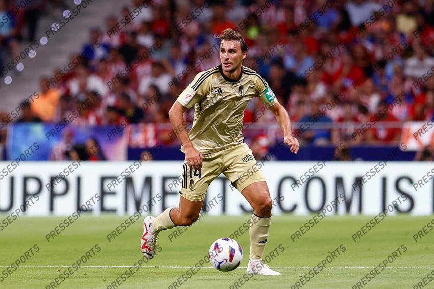Ignasi Miguel of Granada in action during the spanish league, La Liga EA Sports, football match played between Atletico de Madrid and Granada CF at Civitas Metropolitano stadium on August 14, 2023, in Madrid, Spain. ATLETICO DE MADRID-GRENADE CF (3-1) 