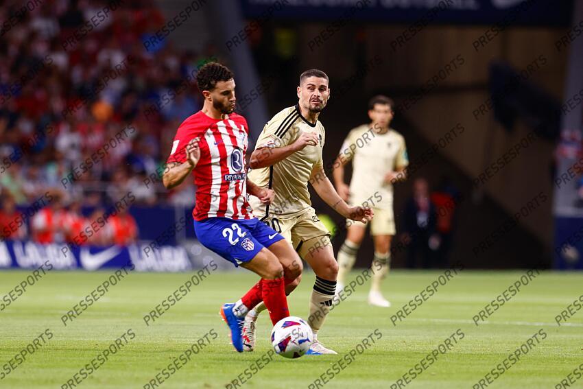 Mario Hermoso of Atletico de Madrid and Sergio Ruiz of Granada Borja Garces of Atletico de Madrid during the spanish league, La Liga EA Sports, football match played between Atletico de Madrid and Granada CF at Civitas Metropolitano stadium on August 14, 2023, in Madrid, Spain. ATLETICO DE MADRID-GRENADE CF (3-1) 