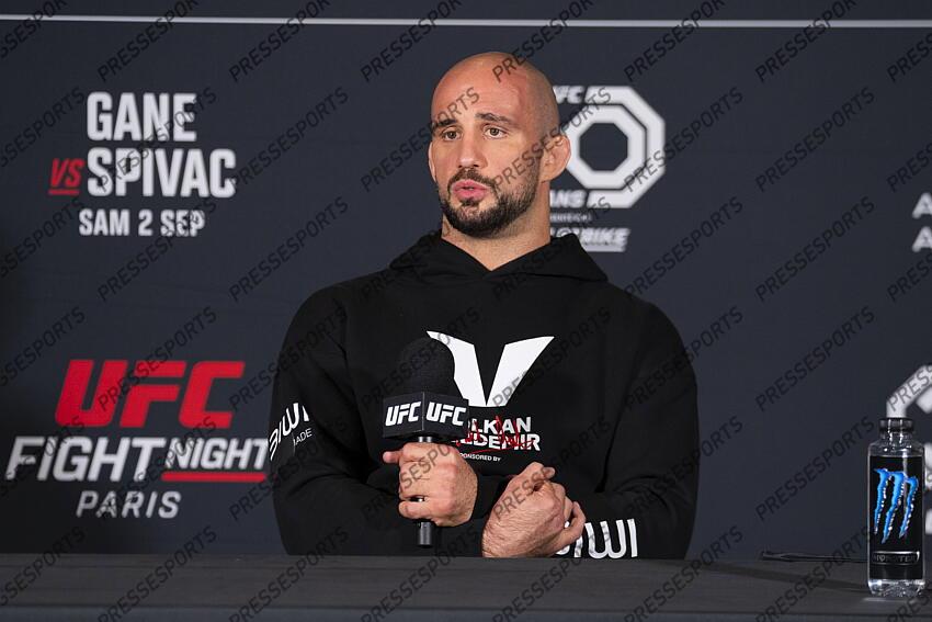 Volkan Oezdemir (CHE) pre-fight press conference at Pullman Bercy Hotel CONFERENCE DE PRESSE 