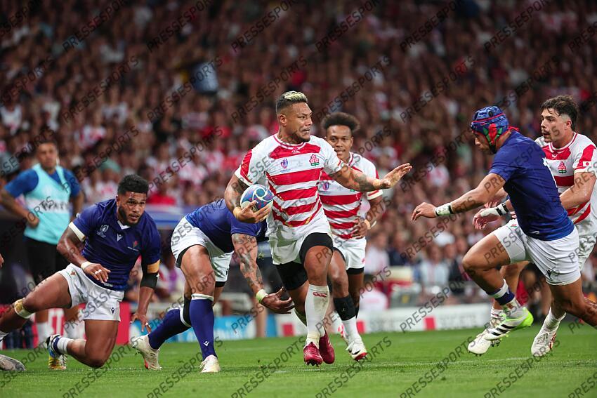 Lemeki (Lomano) JAPON-SAMOA (28-22) Leali'ifano (Christian) à droite 