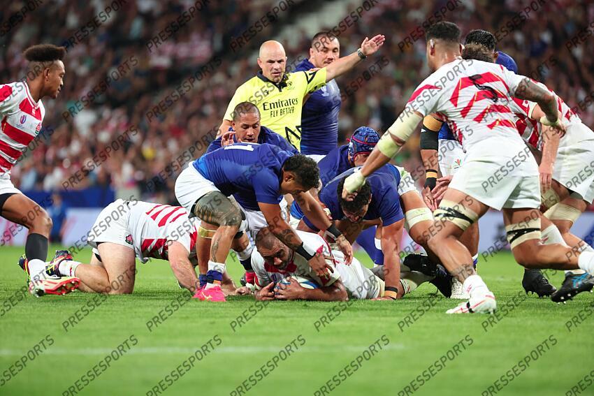Matavao (Mealani) 21 Fidow (Ed Teofilo) Leitch (Michael Geoffrey) au sol JAPON-SAMOA (28-22) peyper (jaco) arbitre sud africain 