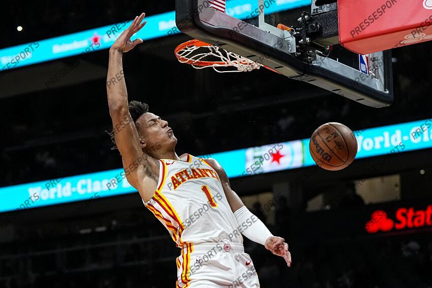 Oct 10, 2023; Atlanta, Georgia, USA; Atlanta Hawks forward Jalen Johnson (1) dunks against the Cleveland Cavaliers during the first half at State Farm Arena. Mandatory Credit: Dale Zanine-USA TODAY Sports NBA: Preseason-Cleveland Cavaliers at Atlanta Hawks 