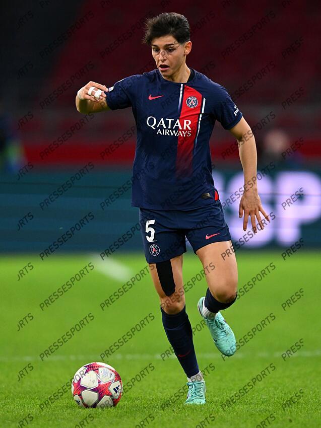 AMSTERDAM - Elisa de Almeida of Paris Saint-Germain during the UEFA Women's Champions League Group C match between Ajax Amsterdam and Paris Saint Germain at the Johan Cruijff ArenA on November 15, 2023 in Amsterdam, Netherlands. ANP | Hollandse Hoogte | GERRIT VAN COLOGNE (F) AJAX AMSTERDAM-(F) PSG (2-0) 