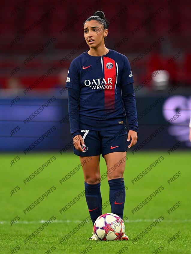 AMSTERDAM - Sakina Karchaoui of Paris Saint-Germain during the UEFA Women's Champions League Group C match between Ajax Amsterdam and Paris Saint Germain at the Johan Cruijff ArenA on November 15, 2023 in Amsterdam, Netherlands. ANP | Hollandse Hoogte | GERRIT VAN COLOGNE (F) AJAX AMSTERDAM-(F) PSG (2-0) 