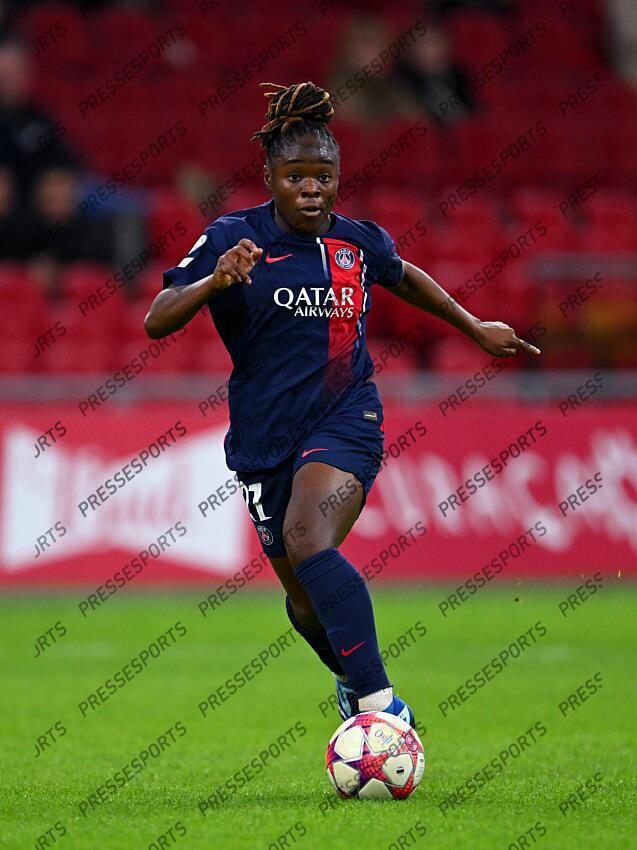 AMSTERDAM - Sandy Baltimore of Paris Saint-Germain during the UEFA Women's Champions League Group C match between Ajax Amsterdam and Paris Saint Germain at the Johan Cruijff ArenA on November 15, 2023 in Amsterdam, Netherlands. ANP | Hollandse Hoogte | GERRIT VAN COLOGNE (F) AJAX AMSTERDAM-(F) PSG (2-0) 