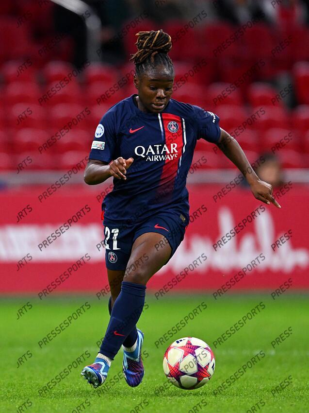 AMSTERDAM - Sandy Baltimore of Paris Saint-Germain during the UEFA Women's Champions League Group C match between Ajax Amsterdam and Paris Saint Germain at the Johan Cruijff ArenA on November 15, 2023 in Amsterdam, Netherlands. ANP | Hollandse Hoogte | GERRIT VAN COLOGNE (F) AJAX AMSTERDAM-(F) PSG (2-0) 