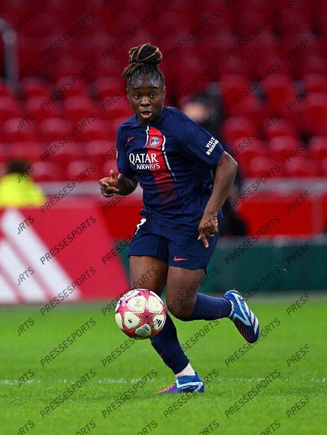 AMSTERDAM - Sandy Baltimore of Paris Saint-Germain during the UEFA Women's Champions League Group C match between Ajax Amsterdam and Paris Saint Germain at the Johan Cruijff ArenA on November 15, 2023 in Amsterdam, Netherlands. ANP | Hollandse Hoogte | GERRIT VAN COLOGNE (F) AJAX AMSTERDAM-(F) PSG (2-0) 