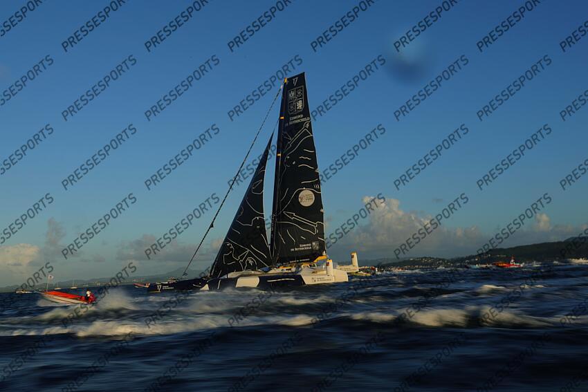 ARRIVEE TRANSAT JACQUES VABRE 2023 skippers : caudrelier (charles) israel (erwan) 