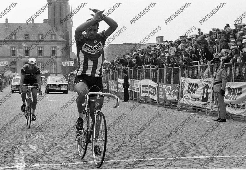 CYCLISME LA GRANDE HISTOIRE TOUR de FRANCE 1974 POULIDOR DEFIE MERCKX SERCU
