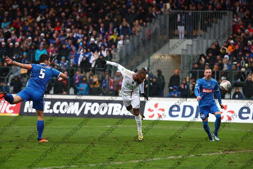 lacazette (alexandre) PONTARLIER-LYON (0-3) action du but de lacazette 0-3 
