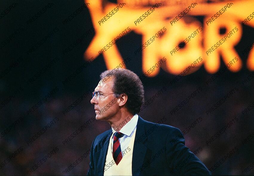 Teamchef Franz Beckenbauer (Bayern) Muenchen, 03.05.1994, Fussball, Bundesliga, Wiederholungsspiel, FC Bayern Muenchen - 1. FC Nuernberg 5:0 Franz Beckenbauer passed away RETRO BECKENBAUER 