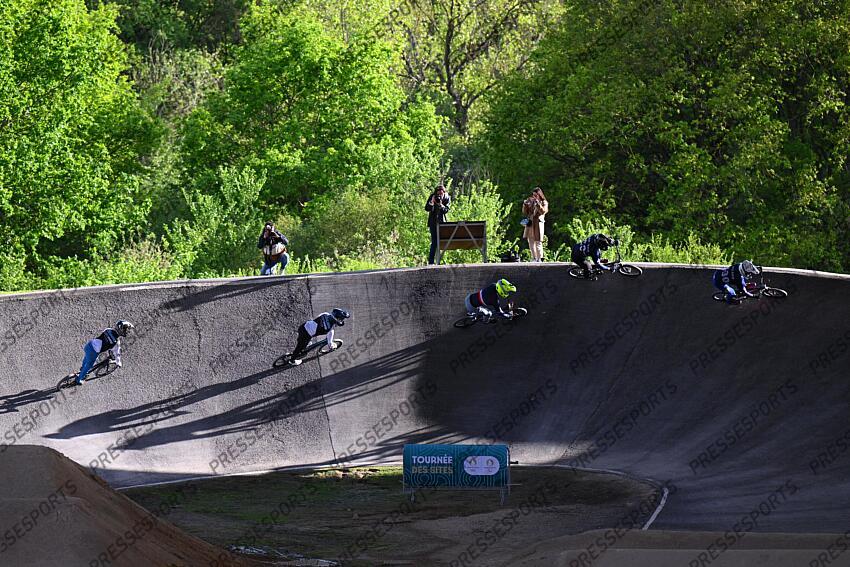leclerc (enzo) - (fra) - colsenet (mateo) - (fra) - casque jaune garoyan (leo) - (fra) - pilard (arthur) - (fra) - MAGAZINE SITE BMX JO 2024 