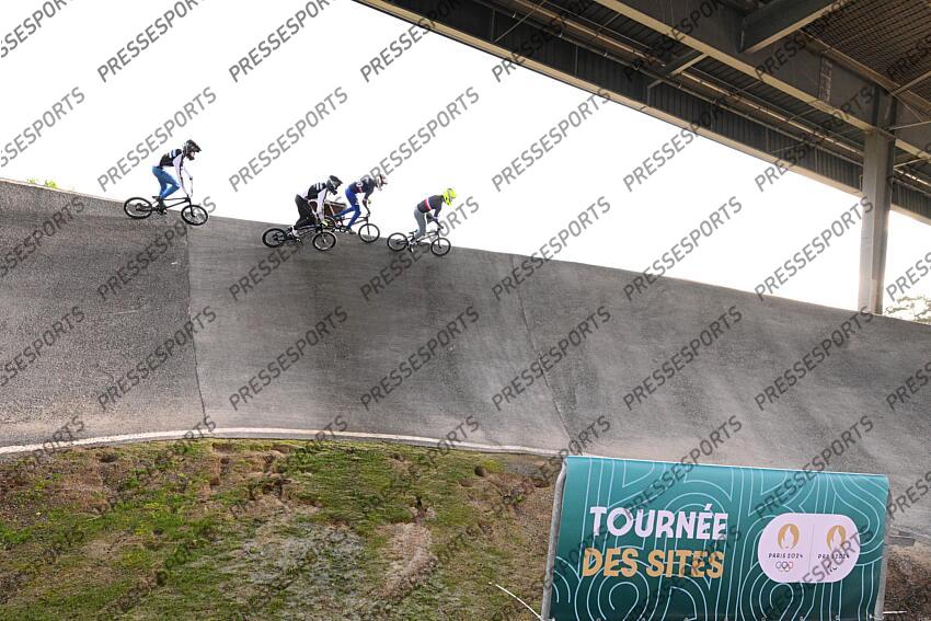 colsenet (mateo) - (fra) - casque jaune MAGAZINE SITE BMX JO 2024 
