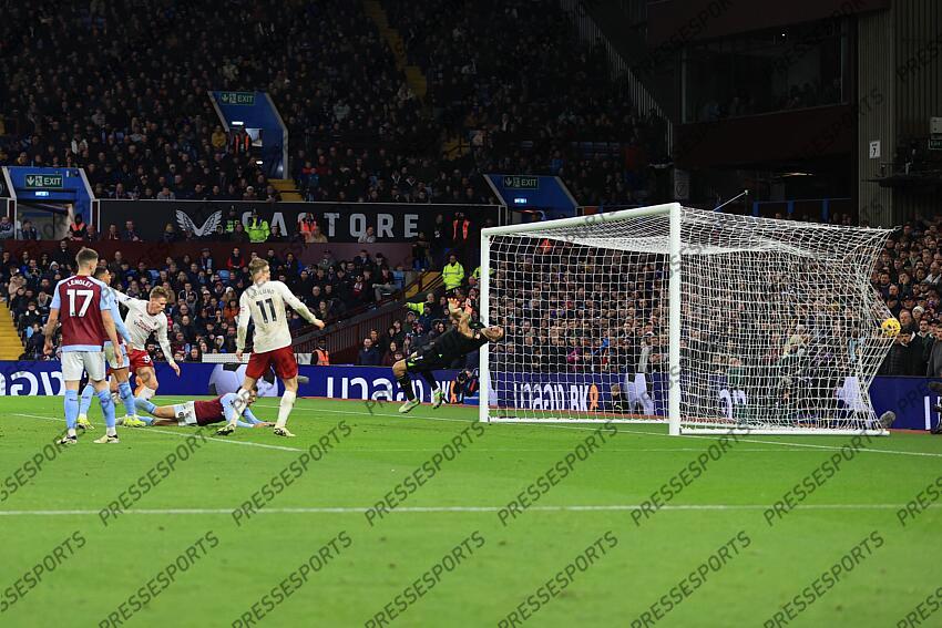 11th February 2024 - Premier League - Aston Villa v Manchester United - Scott McTominay of Manchester United scores their 2nd goal - Photo: Simon Stacpoole / Offside. ASTON VILLA-MANCHESTER UNITED (1-2) 