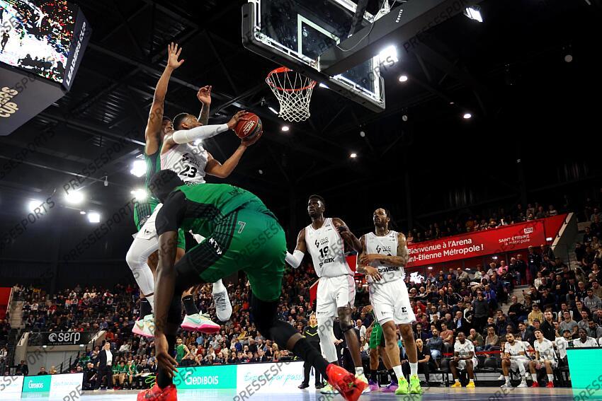lighty (david) fall (youssoupha) scott (mike) LYON VILLEURBANNE-NANTERRE (78-82) 