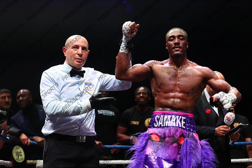 samake (bakary) (fra) short violet BAKARY SAMAKE VS AHMED EL MOUSAOUI 