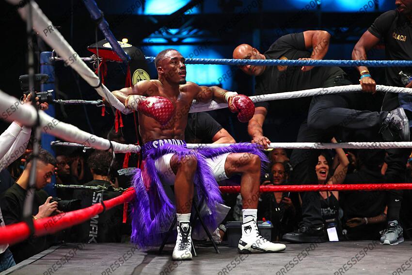 samake (bakary) (fra) short violet BAKARY SAMAKE VS AHMED EL MOUSAOUI 