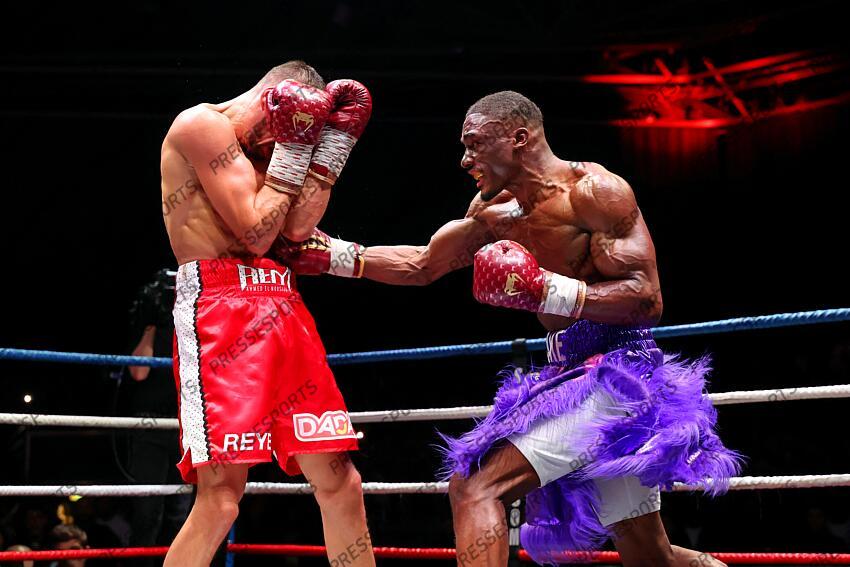 samake (bakary) (fra) short violet el mousaoui (ahmed) (fra) short rouge BAKARY SAMAKE VS AHMED EL MOUSAOUI 