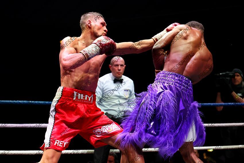 samake (bakary) (fra) short violet el mousaoui (ahmed) (fra) short rouge BAKARY SAMAKE VS AHMED EL MOUSAOUI 