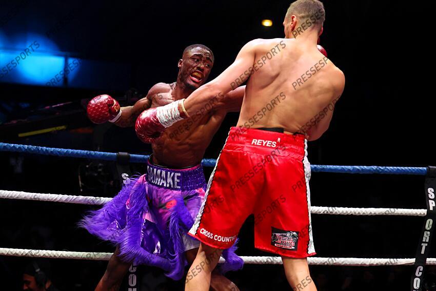 samake (bakary) (fra) short violet el mousaoui (ahmed) (fra) short rouge BAKARY SAMAKE VS AHMED EL MOUSAOUI 