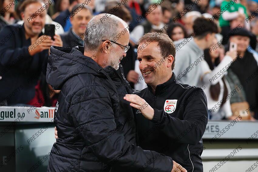 (L-R) Marcelo Bielsa (URU), Jagoba Arrasate (Basque), MARCH 23, 2024 - Football / Soccer : International Friendly match between Basque 1-1 Uruguay at the San Mames Stadium in Bilbao, Spain. (Photo by Mutsu Kawamori/AFLO) PAYS BASQUE-URUGUAY (1-1) 