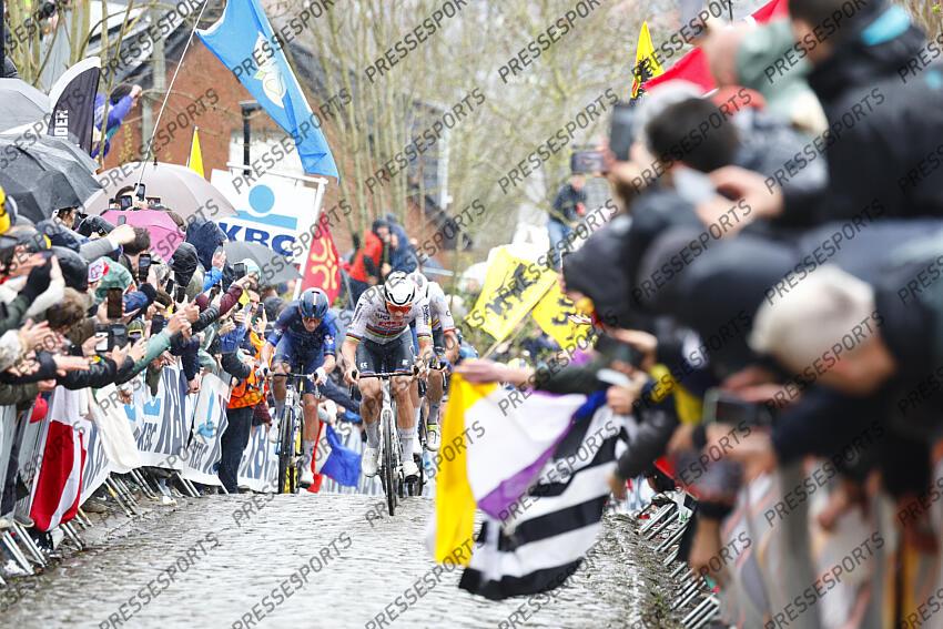 van der poel (mathieu) - (hol) - TOUR DES FLANDRES 2e passage dans le Vieux Quaremont (Oude Kwaremont en neerlandais) 