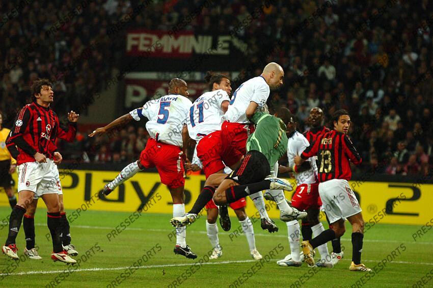 cacapa (claudio) fred cris dida MILAN AC-LYON (3-1) 1/4 Finale retour FF(09/01/2007) 