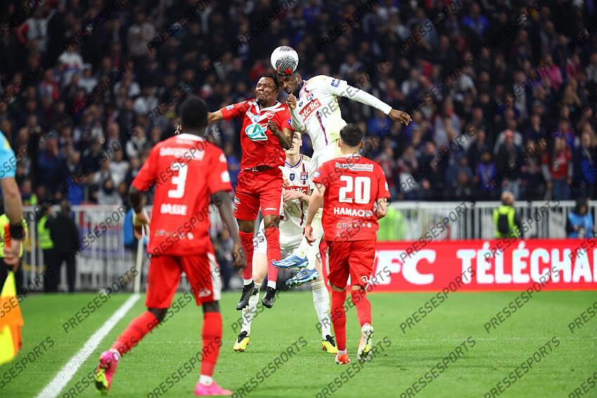 lilepo (makabi) mata (clinton) LYON-VALENCIENNES (3-0) 