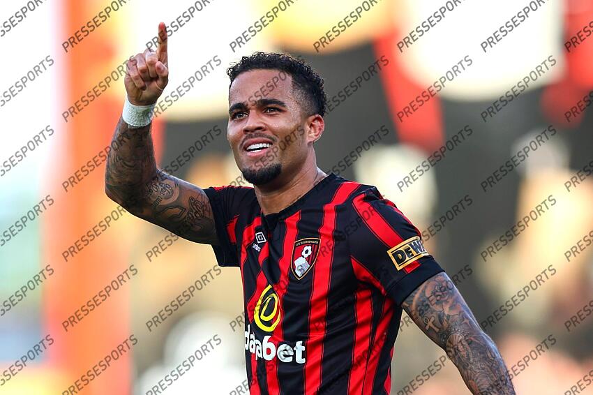 13 April 2024, Bournemouth - Premier League Football - AFC Bournemouth v Manchester United - Justin Kluivert of Bournemouth celebrates scoring their 2nd goal - Photo: Charlotte Wilson / Offside. BOURNEMOUTH-MANCHESTER UNITED (2-2) 